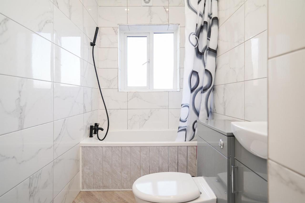 Charlotte House, Entire Private House, Close To City Centre, Wifi Sheffield Extérieur photo